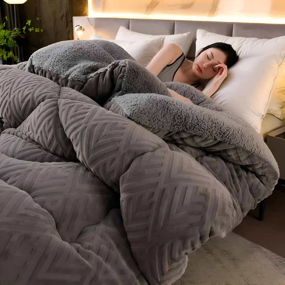 Reversible Plush Fleece Duvet Blanket for All Seasons