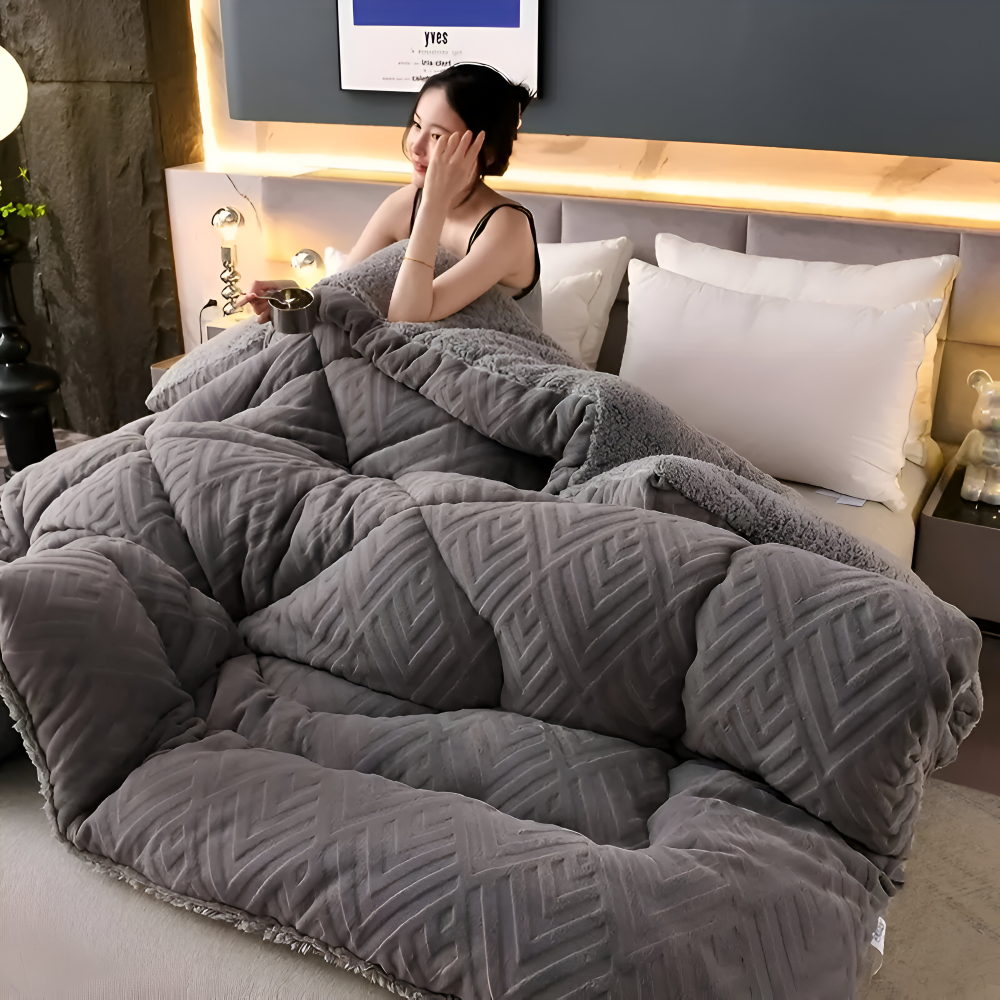 Reversible Plush Fleece Duvet Blanket for All Seasons