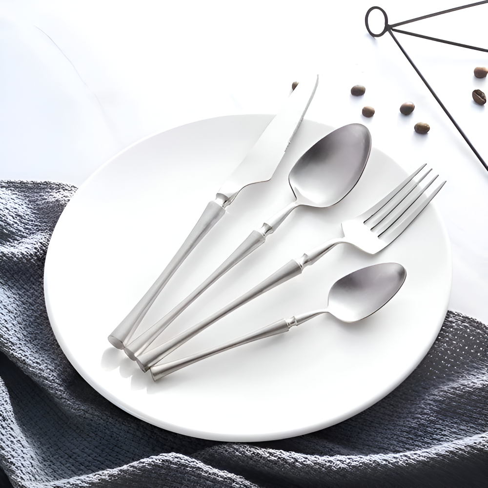 16-Piece Gold Stainless Steel Cutlery Set for Elegant Dining
