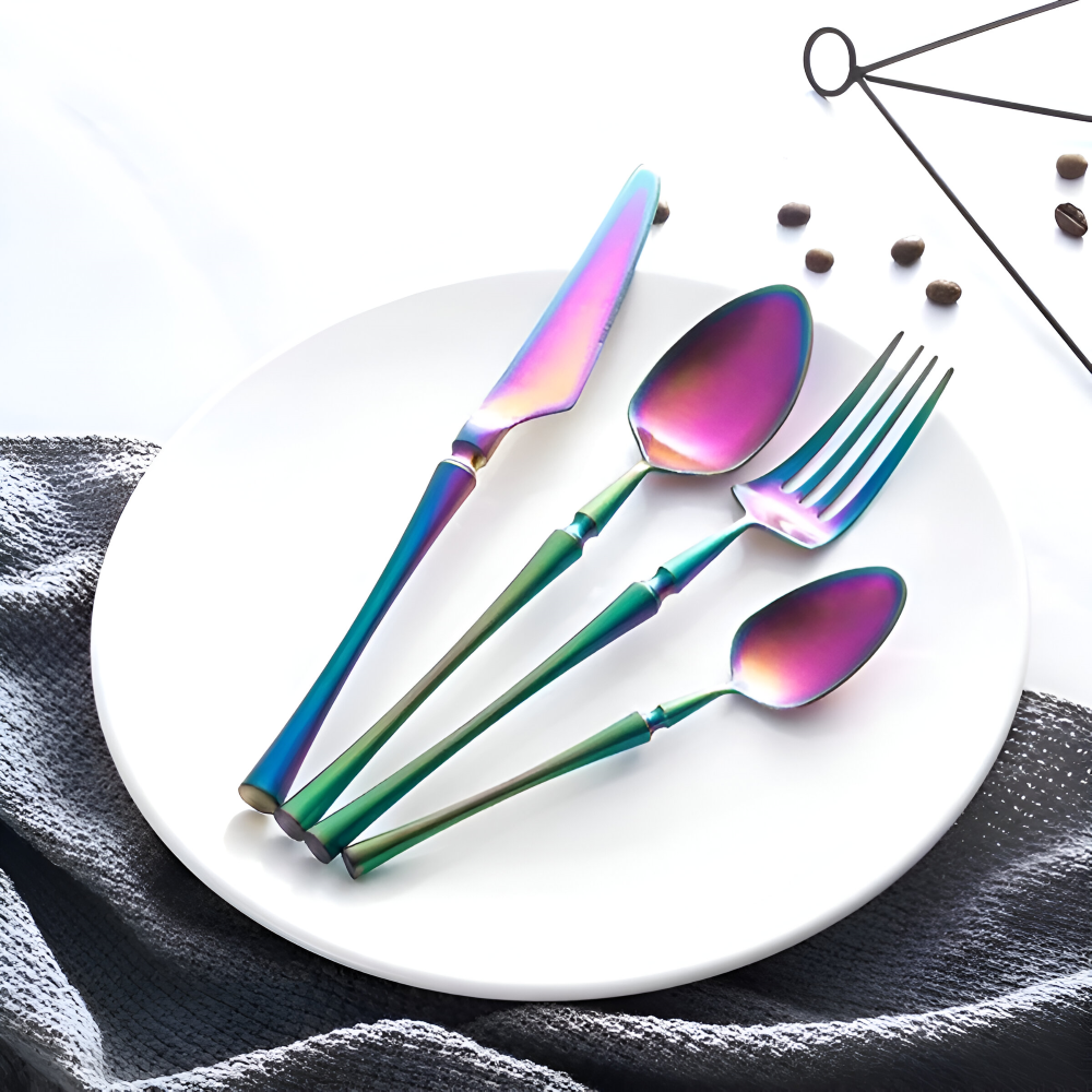 16-Piece Gold Stainless Steel Cutlery Set for Elegant Dining